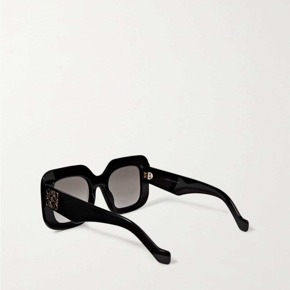 LOEWE Anagram - Black Oversized Sunglasses - Picture 3 of 4
